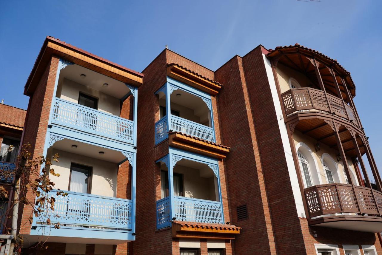 Hotel Embassy Tbilisi Exterior foto